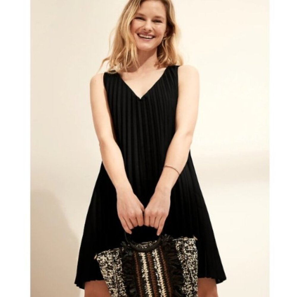 NWT Banana Republic Pleated Poplin Mini Dress M Black F414